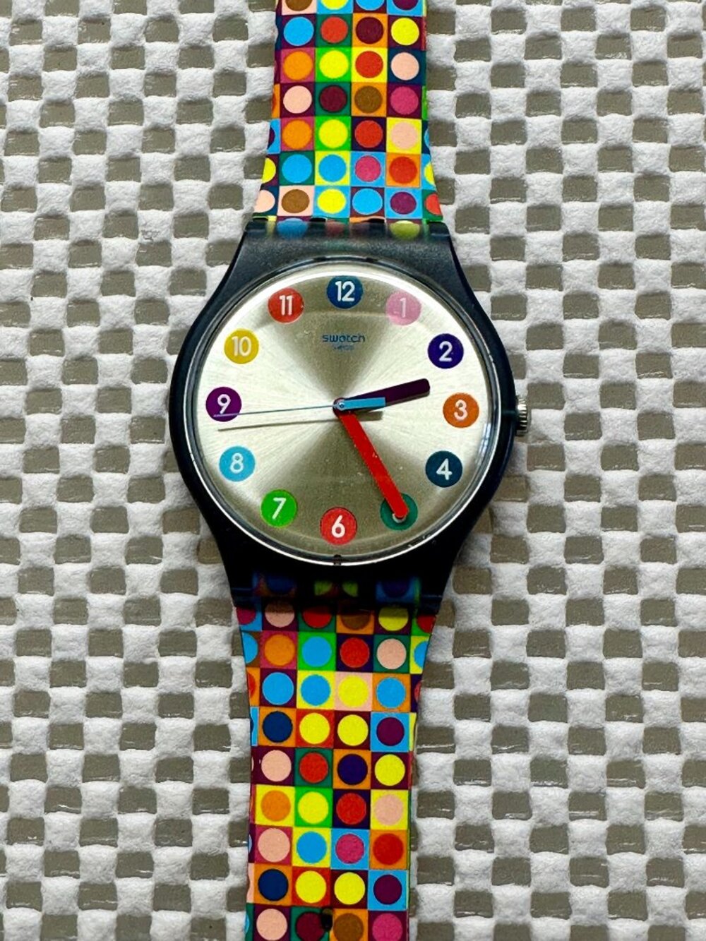 Swatch Watch Rounds and Squares SUON122 Classic 2017